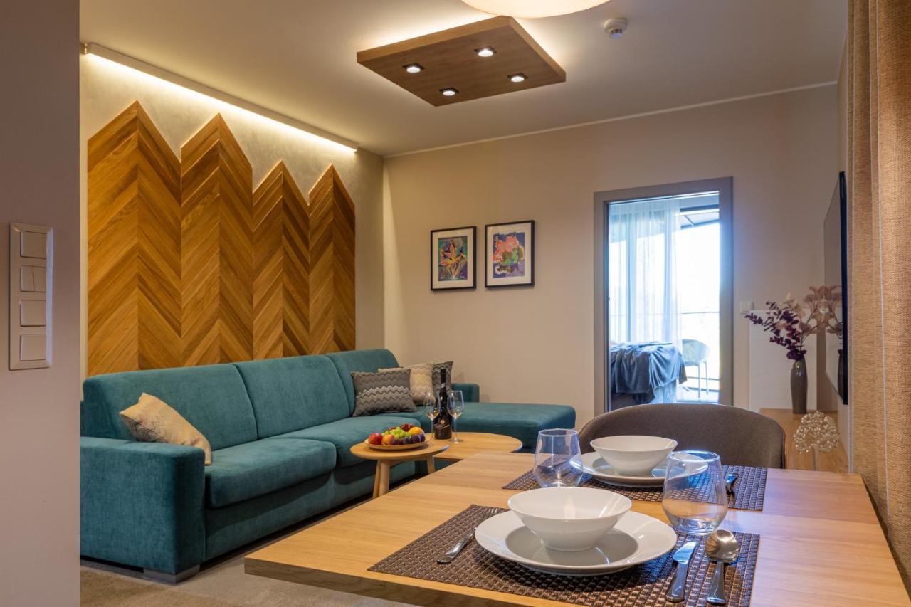 Aplend Lake Resort Štrbské Pleso エクステリア 写真