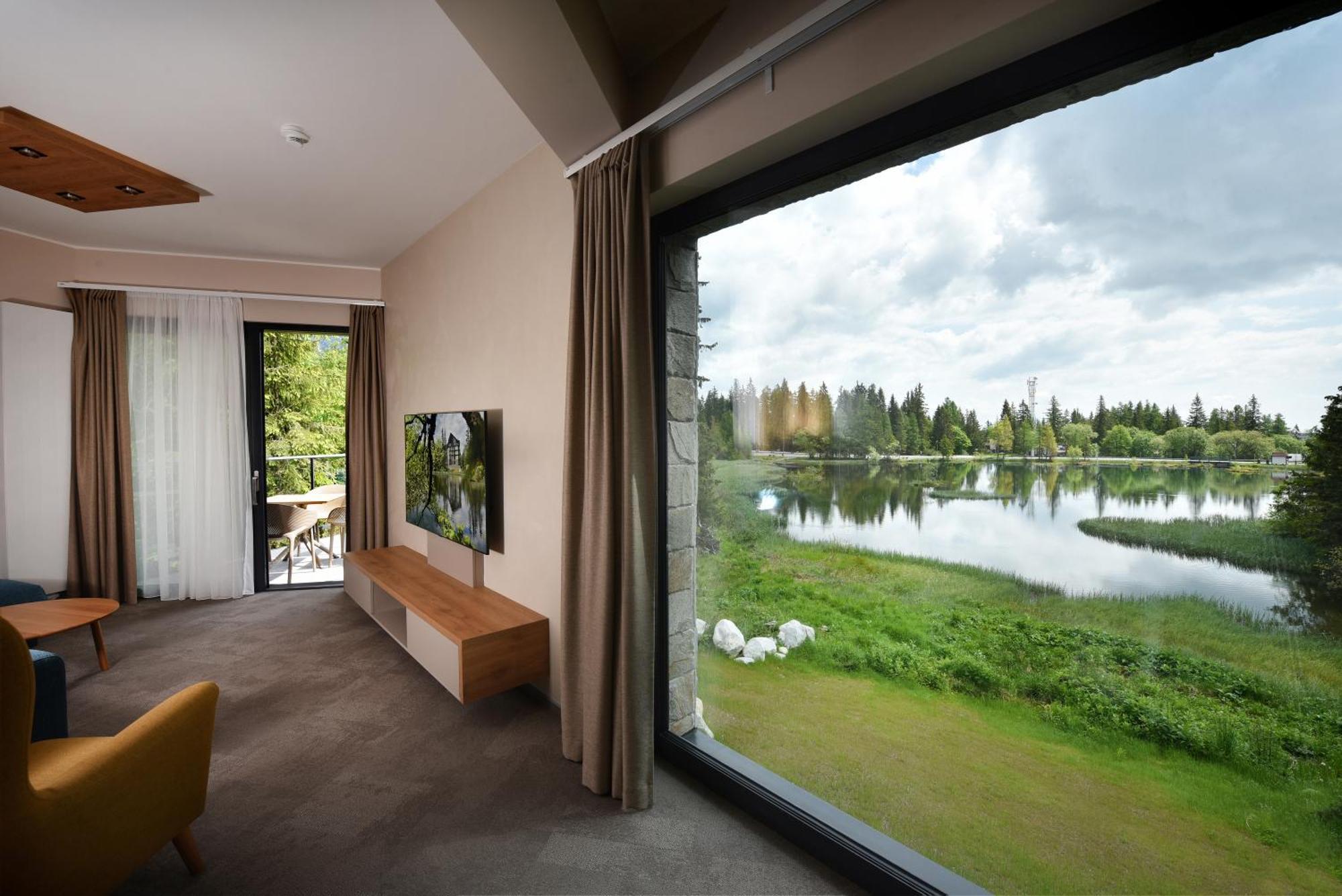 Aplend Lake Resort Štrbské Pleso エクステリア 写真